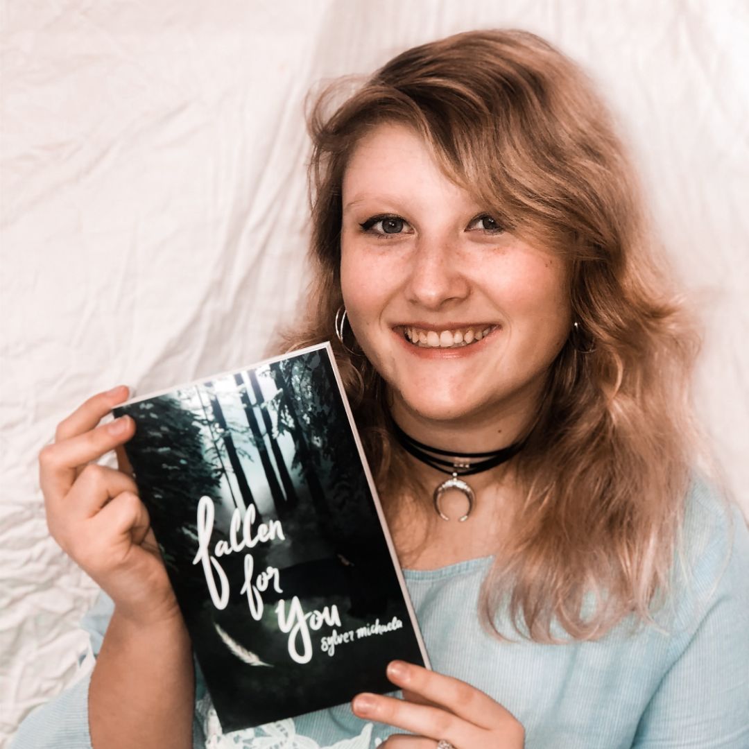 BOOK: Signed - Fallen For You
